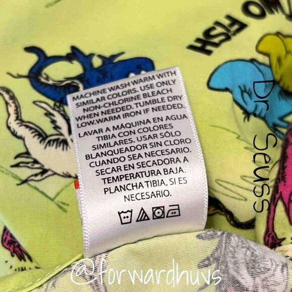 Dr. Seuss One Fish Scrub Top Size XS - Picture 8 of 11